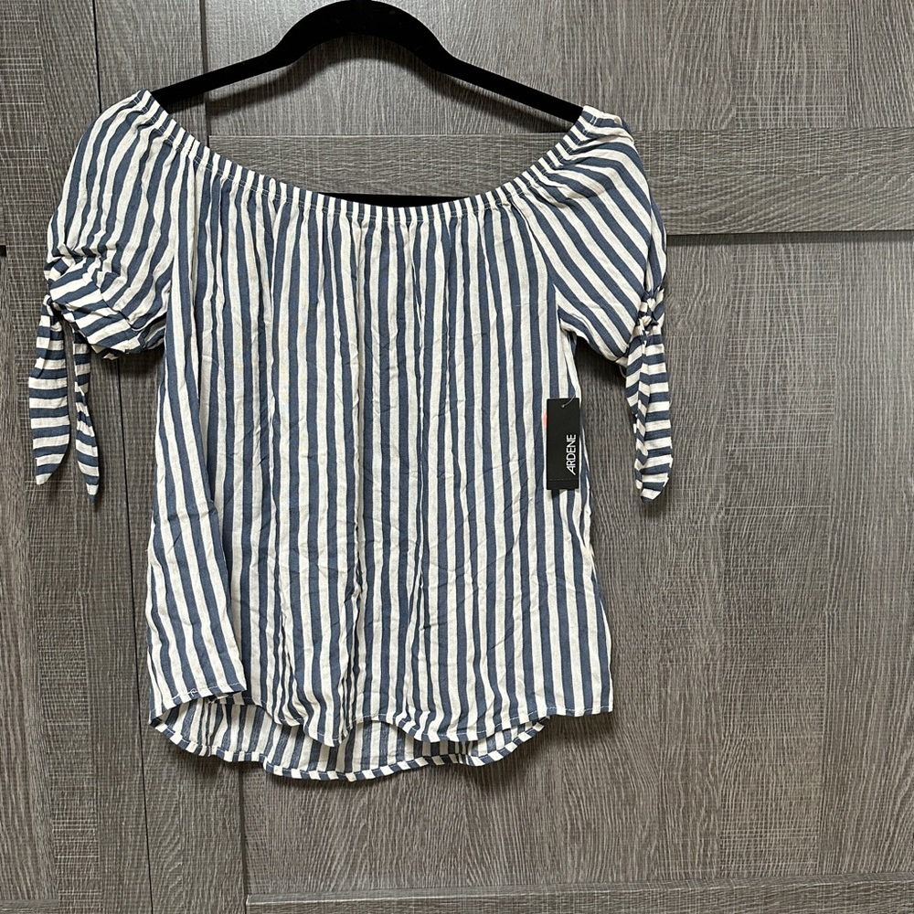 NWT Ardene blue striped off or on shoulder knot top Size Small
